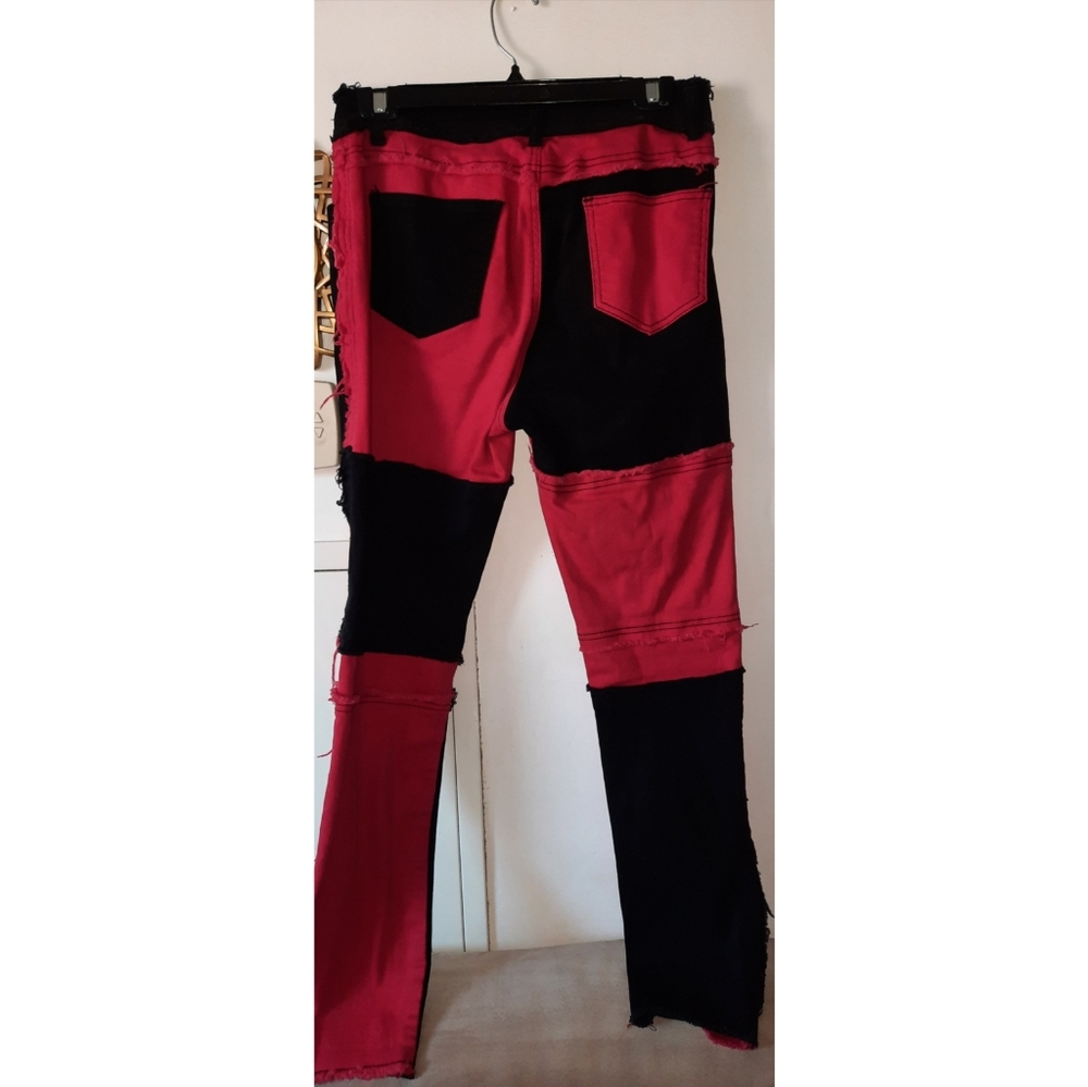 Colorblock Straight Leg Jeans - Picture 2 of 3